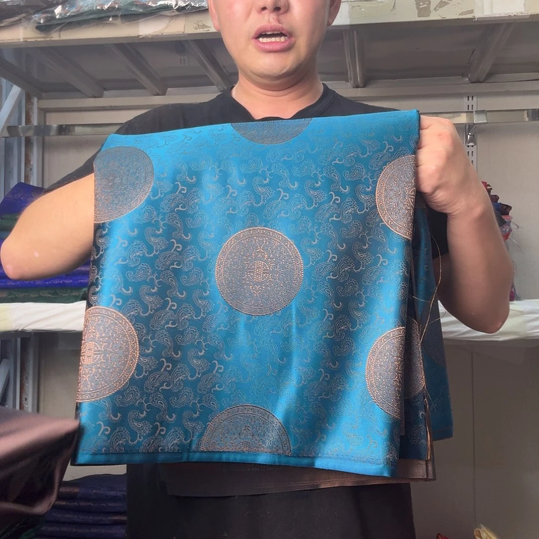 甩甩甩甩甩我甩甩