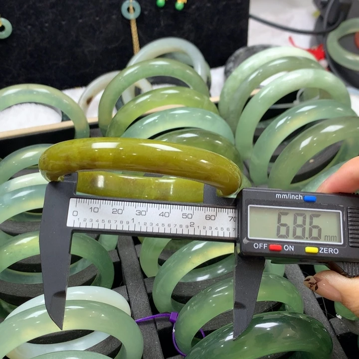 未镶嵌蛇纹石玉手镯176