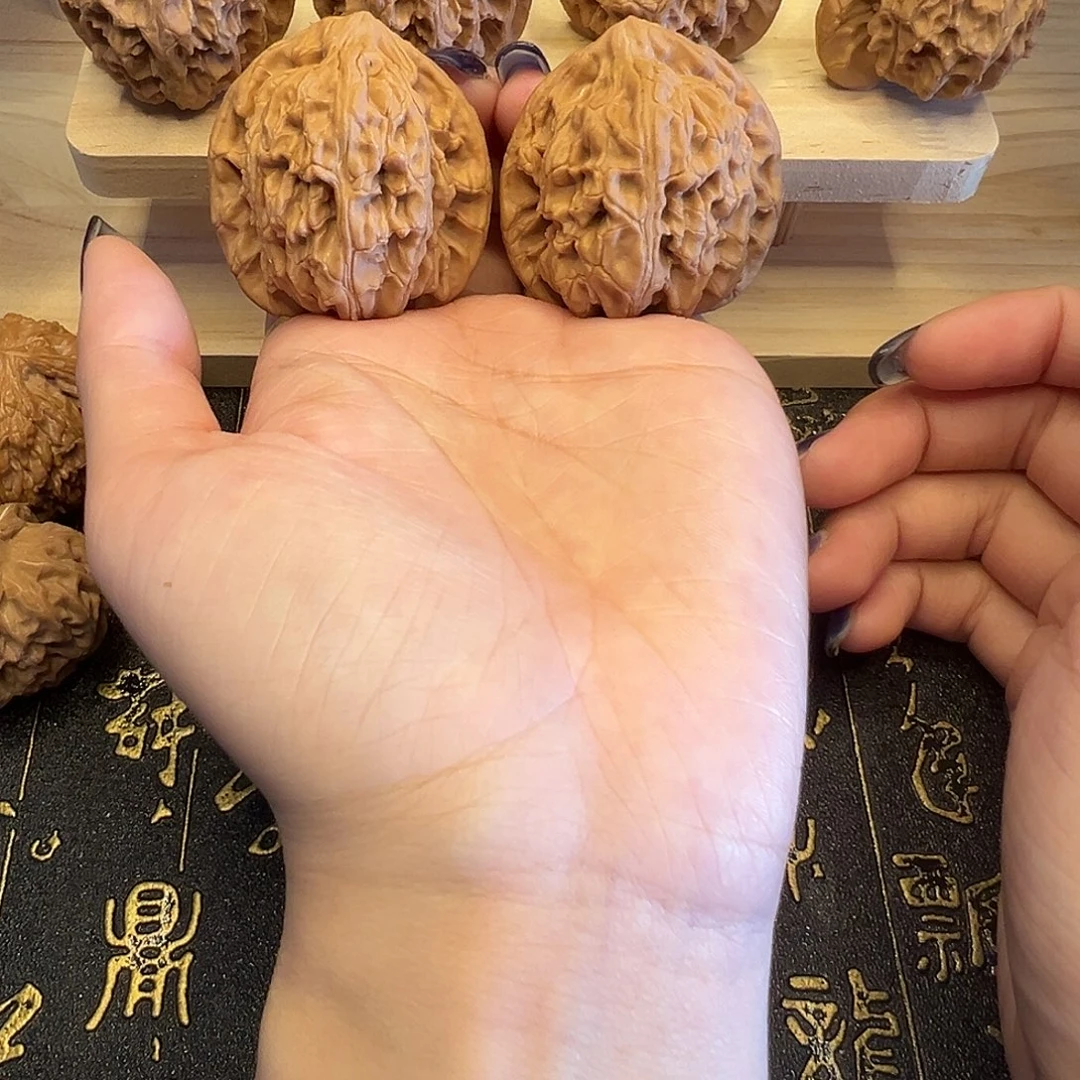 把件桃核盘龙虎40手把件