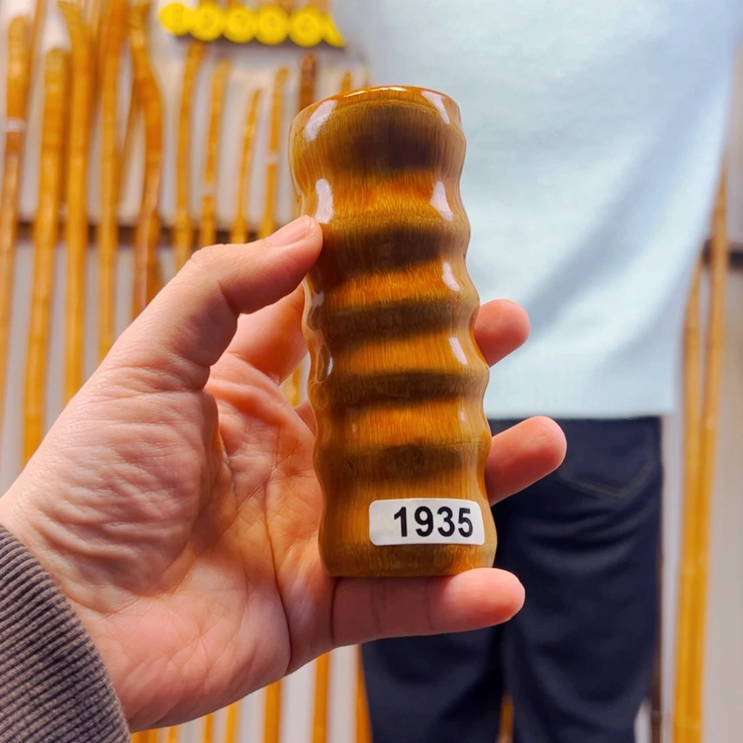 刘****菜1935罗汉竹手把件盘玩把件