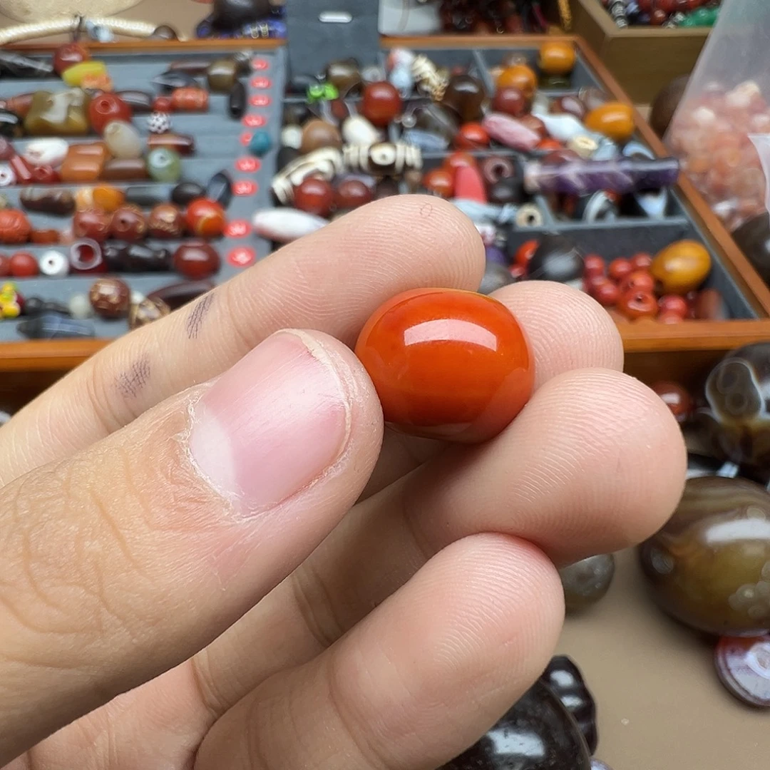 于***尘未镶嵌玛瑙/玉髓珠宝半成品