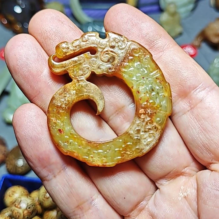 颈饰未镶嵌和田玉