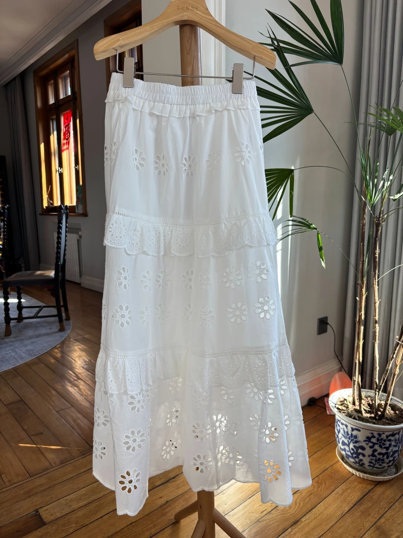 SENSE 25年 法式度假刺绣半身裙