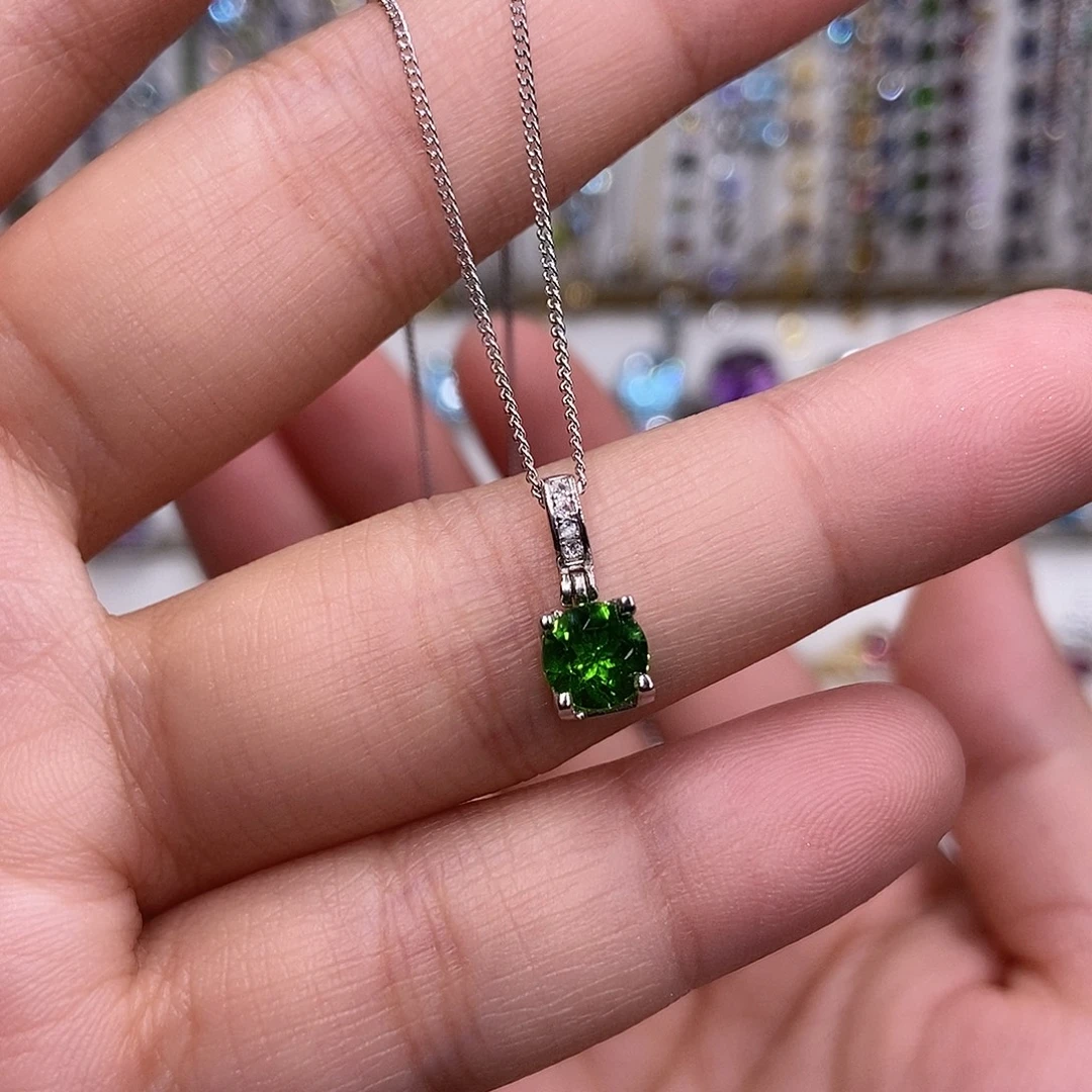 银S925镶嵌吊坠透辉石