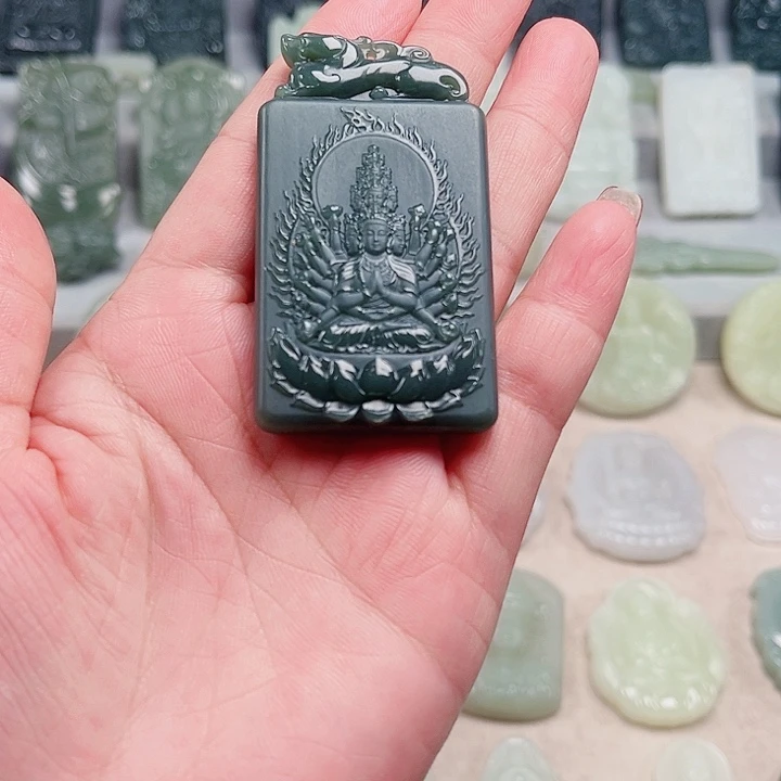 早***茵颈饰未镶嵌和田玉