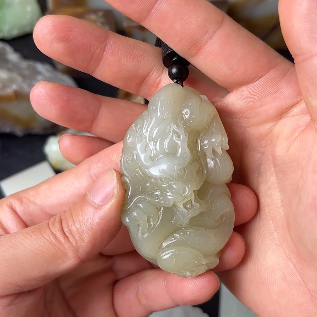 和田玉未镶嵌挂件