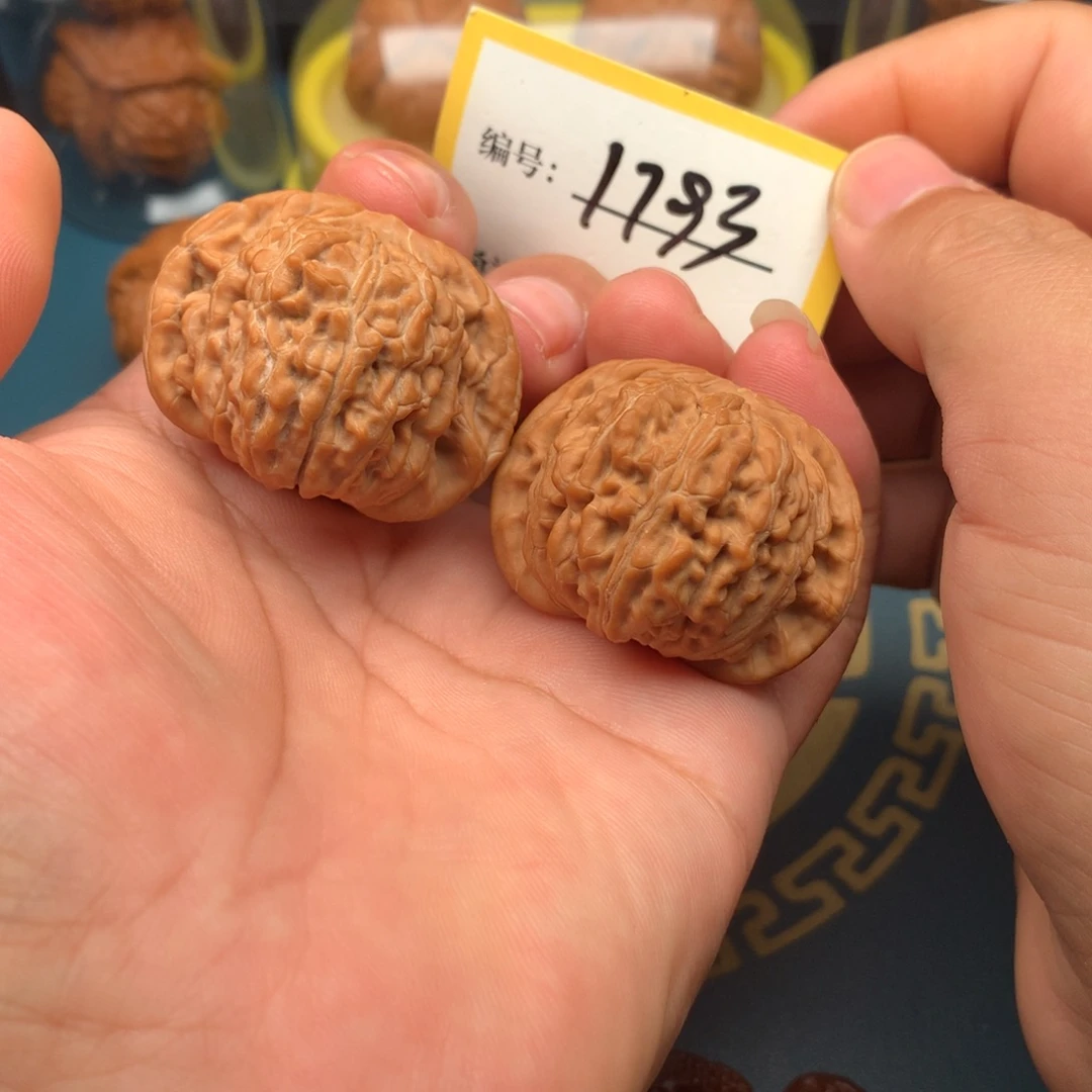 文玩核桃把件40全品四座楼1793