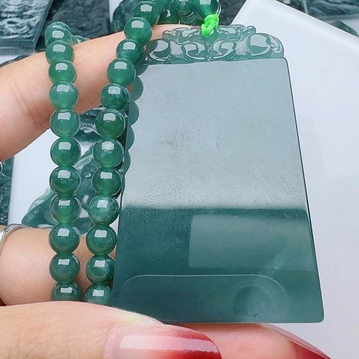 颈饰未镶嵌翡翠多样性发其一