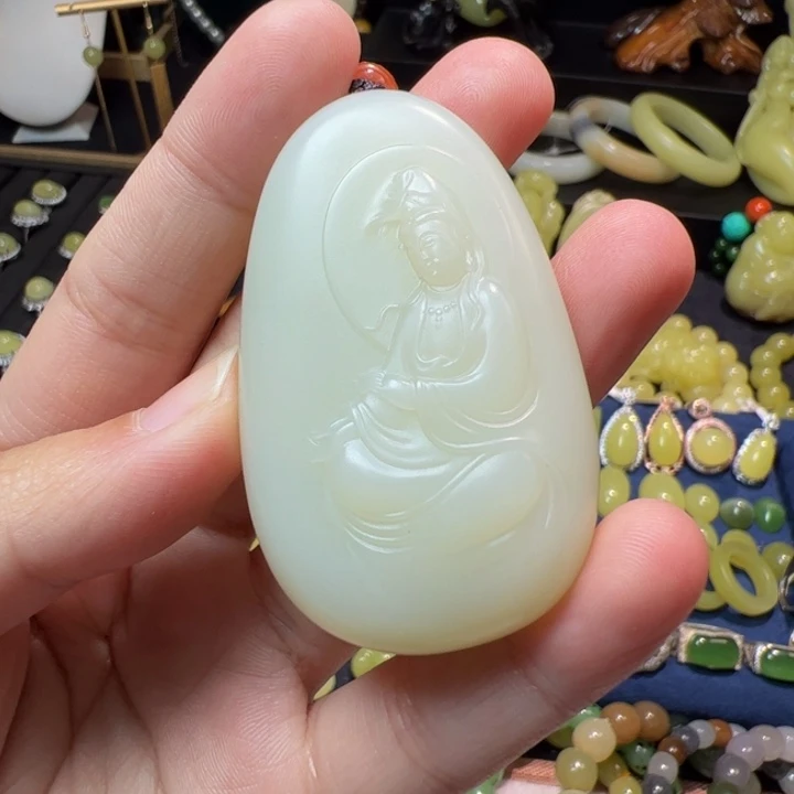 和田玉颈饰未镶嵌米达观音
