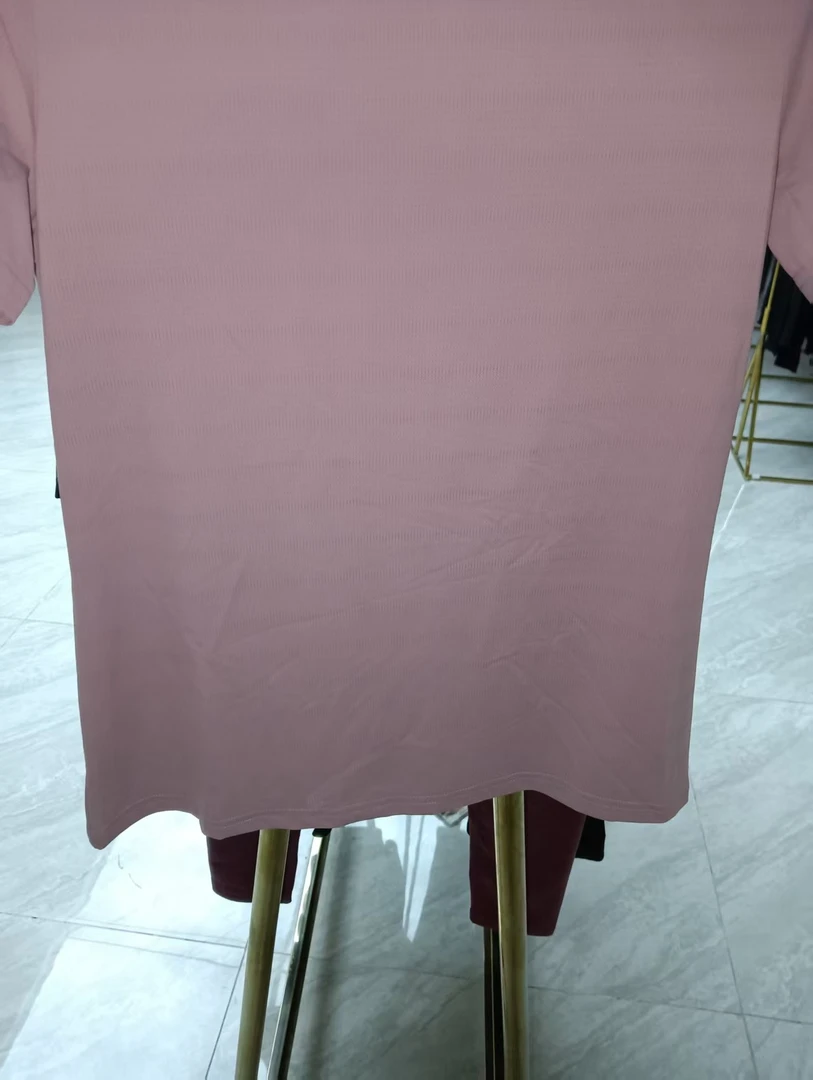 【孤品】女款舒适净版圆领t  085