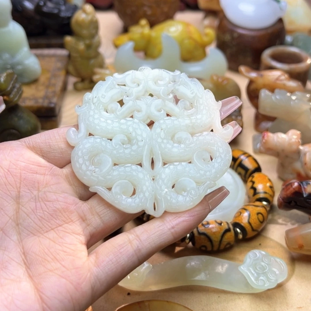 【闪购商品】蛇纹石玉颈饰未镶嵌