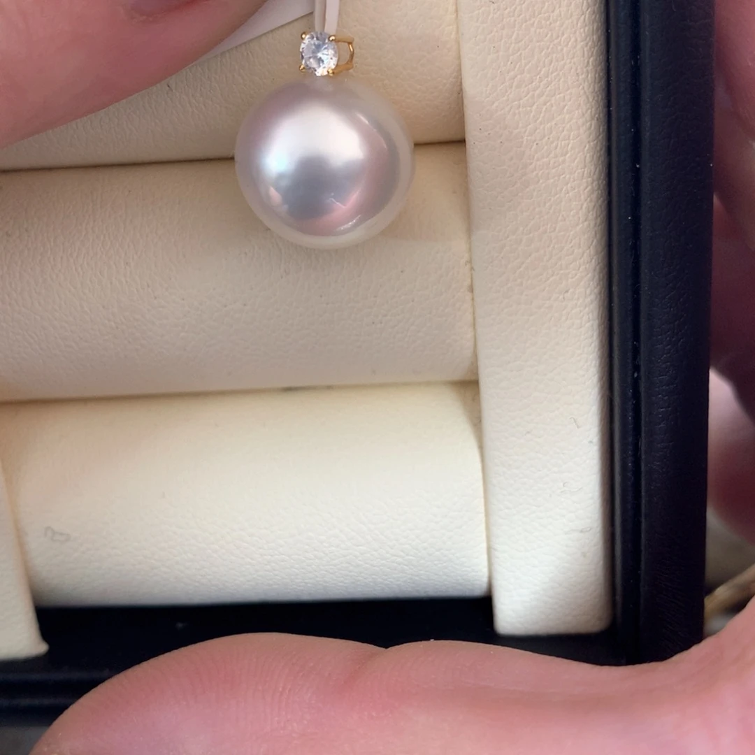 海水珍珠18K金镶嵌颈饰