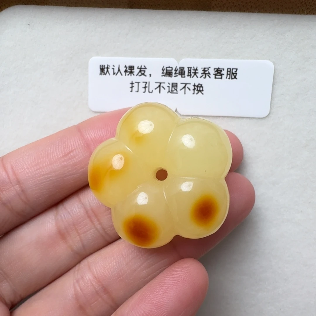 蜜蜡未镶嵌珠宝奇石超过七天不退