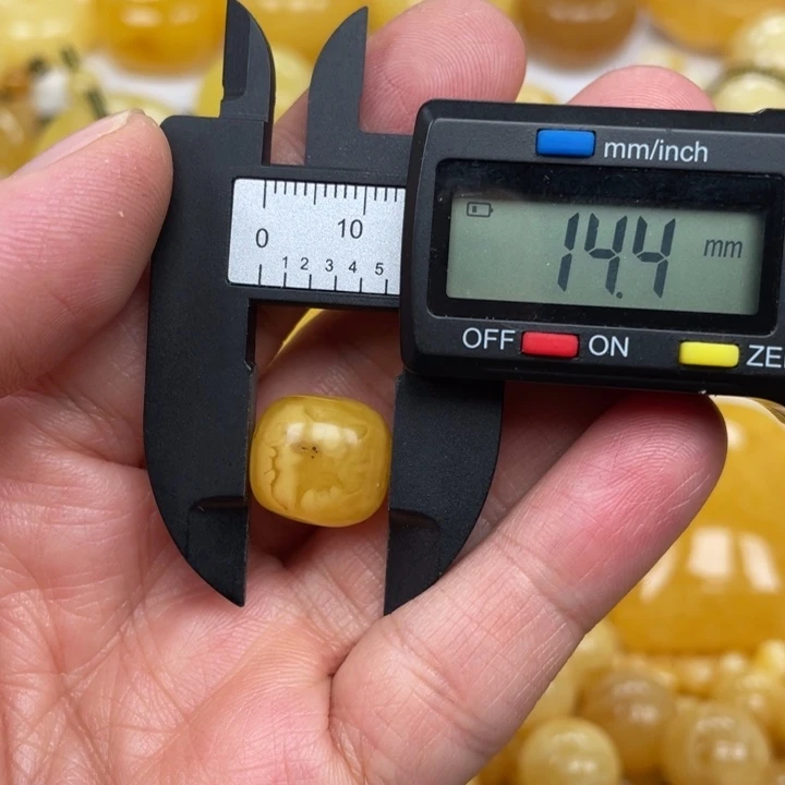 裸石蜜蜡未镶嵌蜜蜡有瑕疵珠