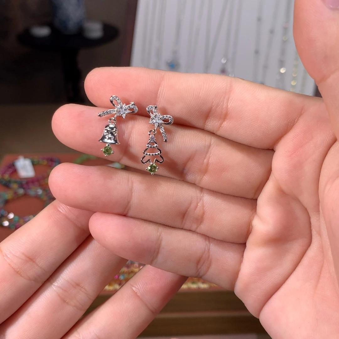 银S925镶嵌耳饰橄榄石