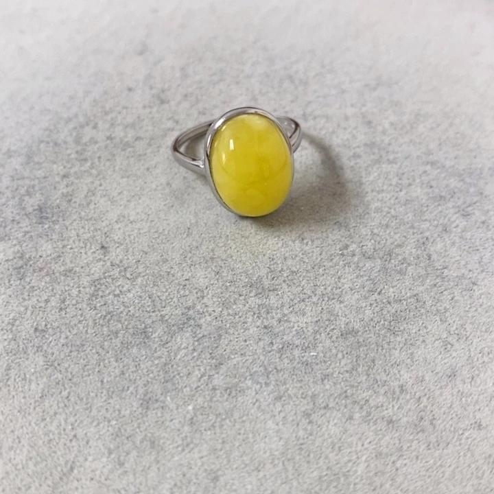 银S925镶嵌蜜蜡裸石戒指