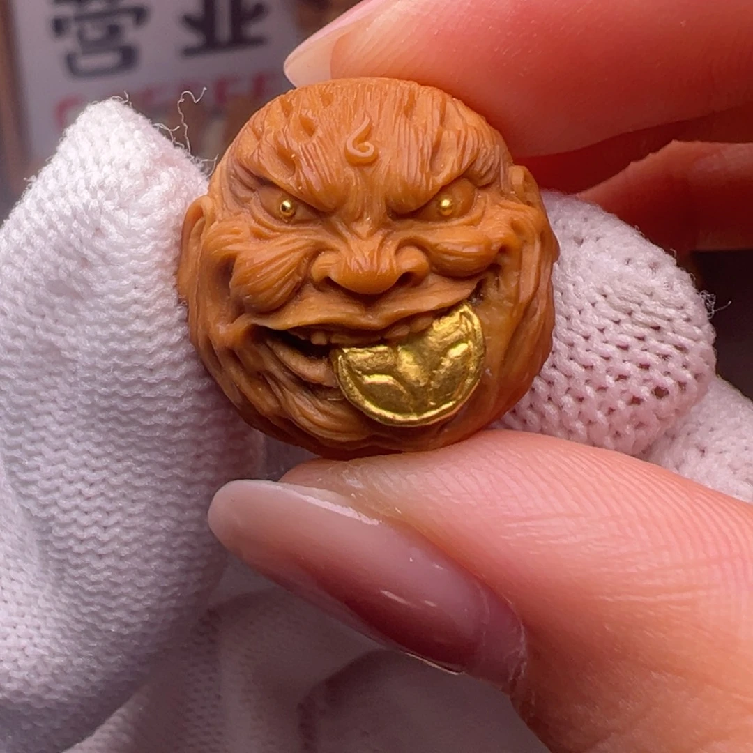 把件猴头核桃精修镶嵌金见钱眼开全品有正常封口线