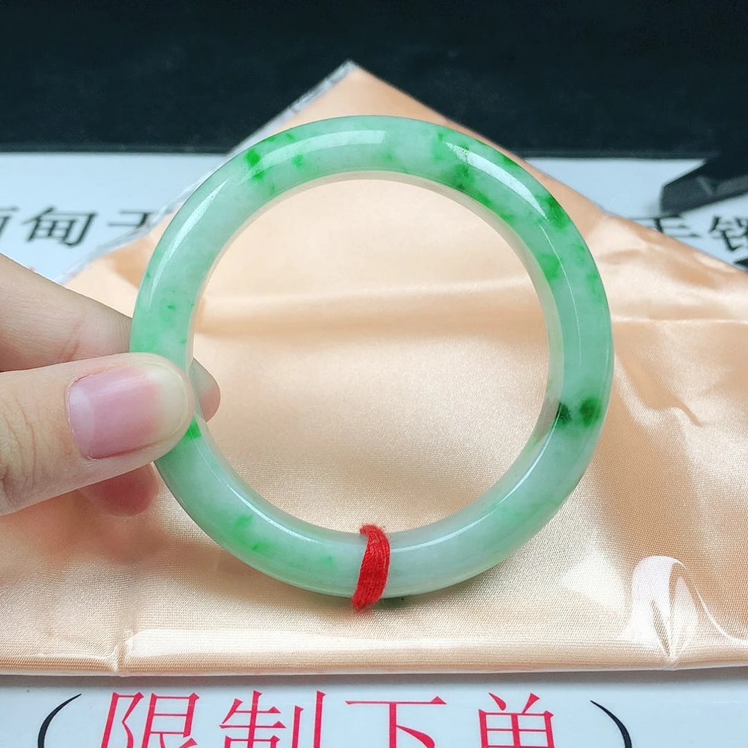 翡翠手镯未镶嵌2083正