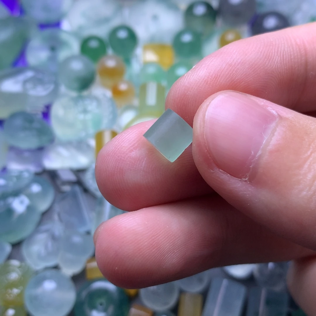 定制翡翠未镶嵌珠子