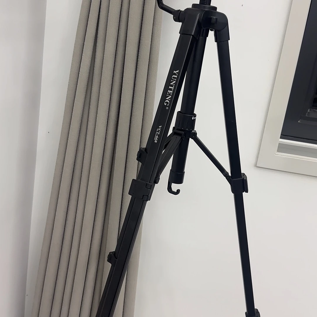 云腾落地支架金属