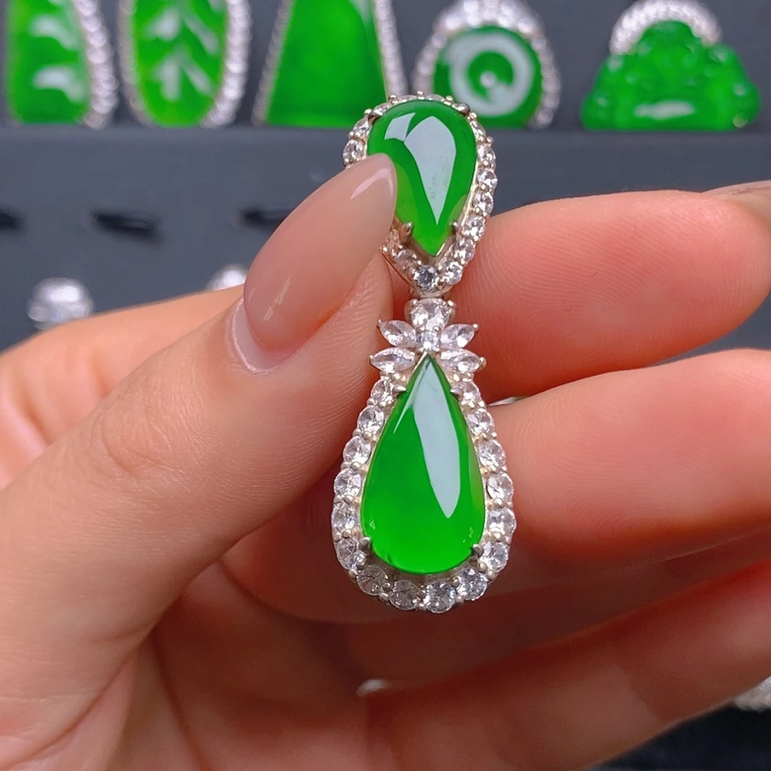 颈饰银S925镶嵌翡翠