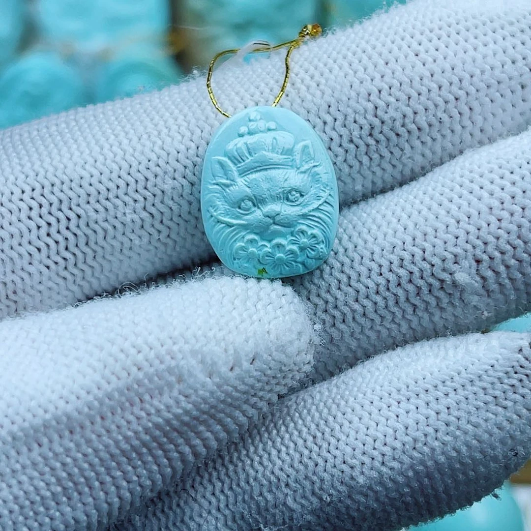 绿松石未镶嵌珠宝奇石