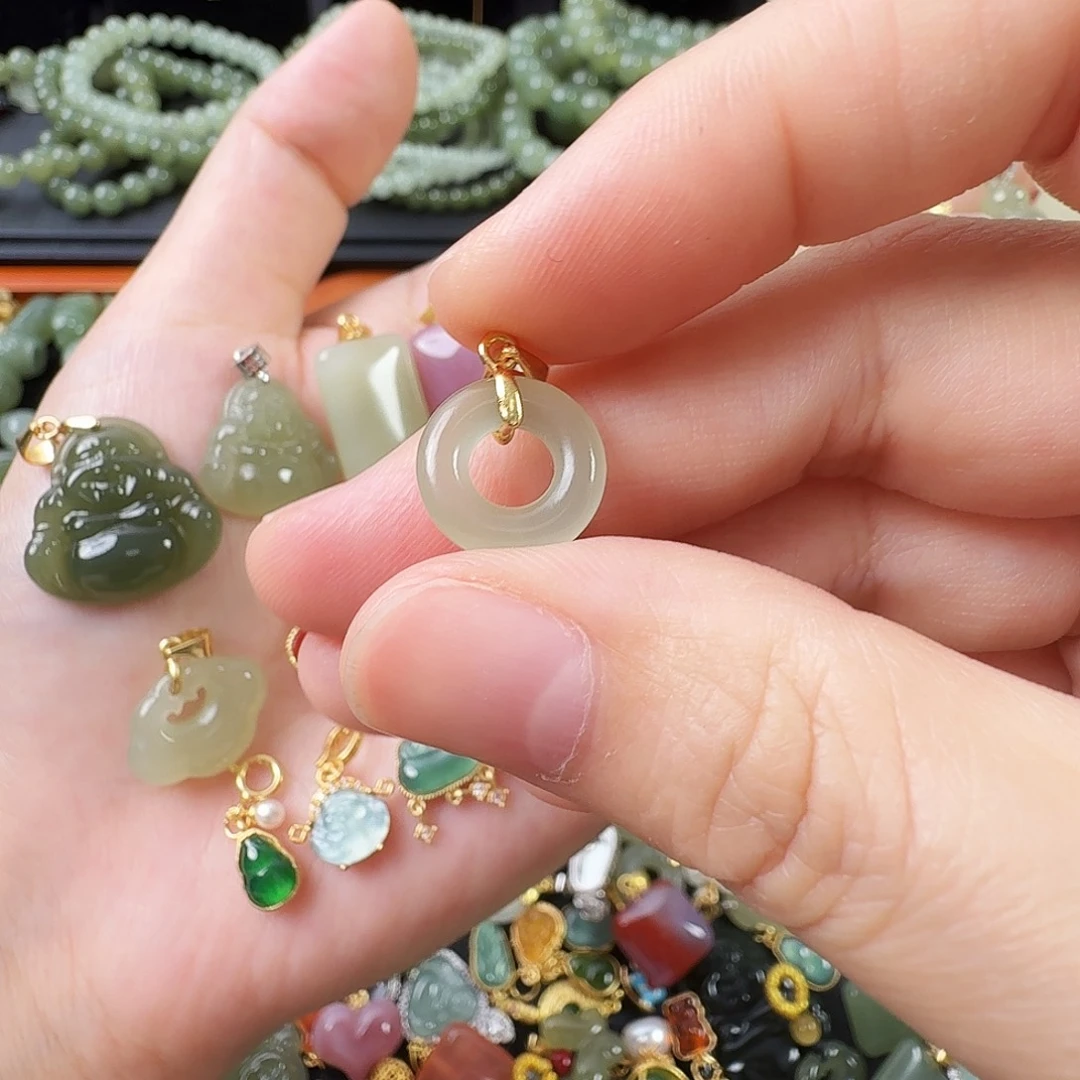 和田玉银S925镶嵌颈饰