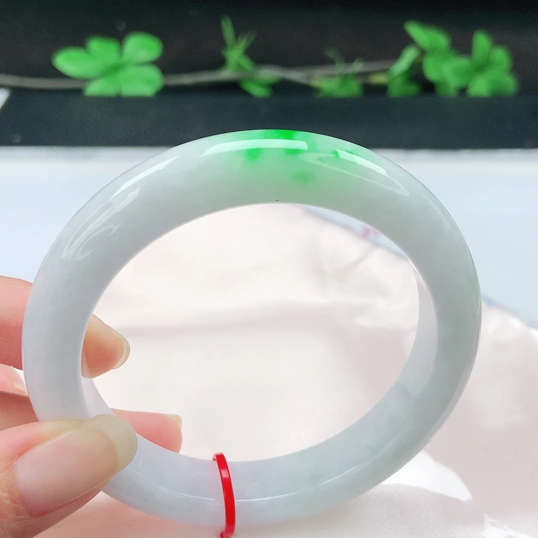 翡翠未镶嵌手镯59圈