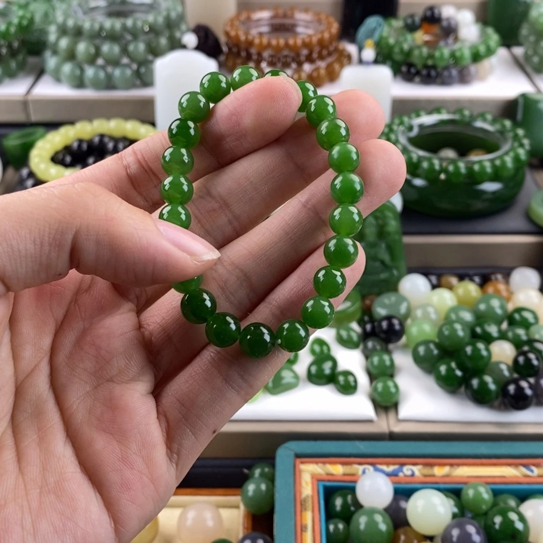 和田玉手串未镶嵌6**8卡8阳绿俄七20颗
