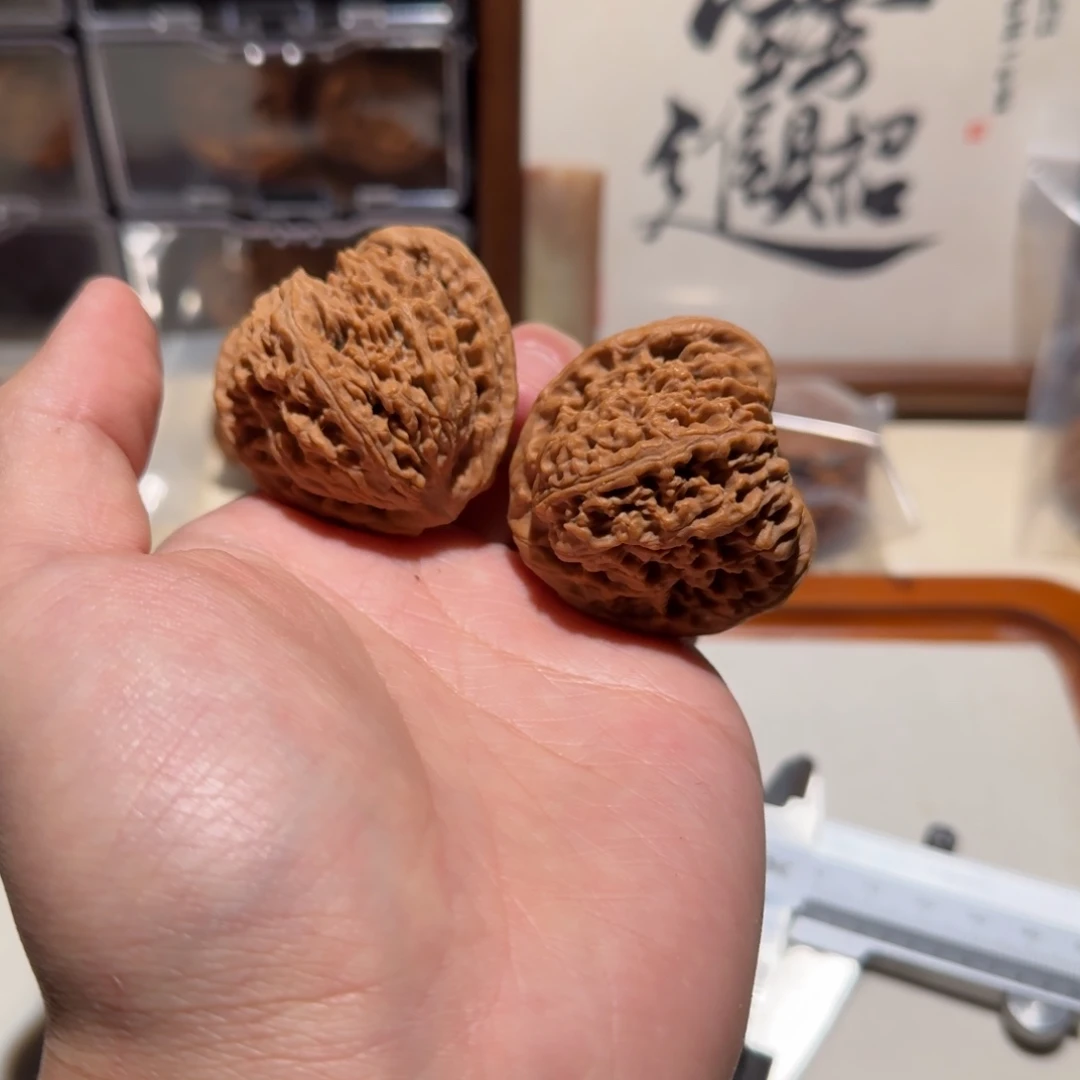 文玩核桃吊坠南疆石