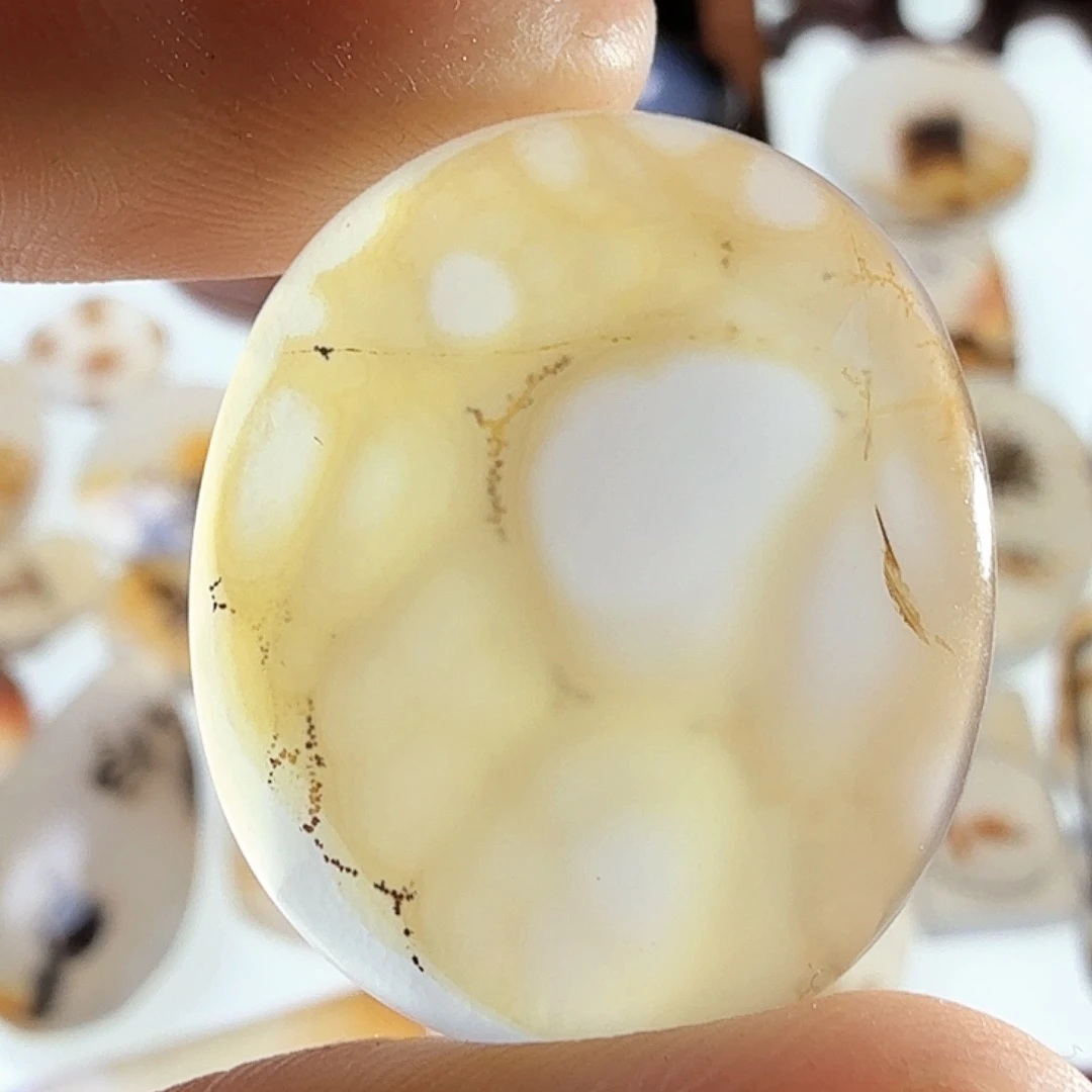 玛瑙/玉髓未镶嵌珠宝半成品