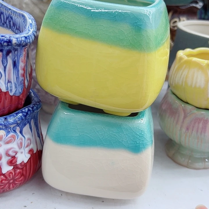 多肉绿植陶瓷花盆9.9包邮，有孔