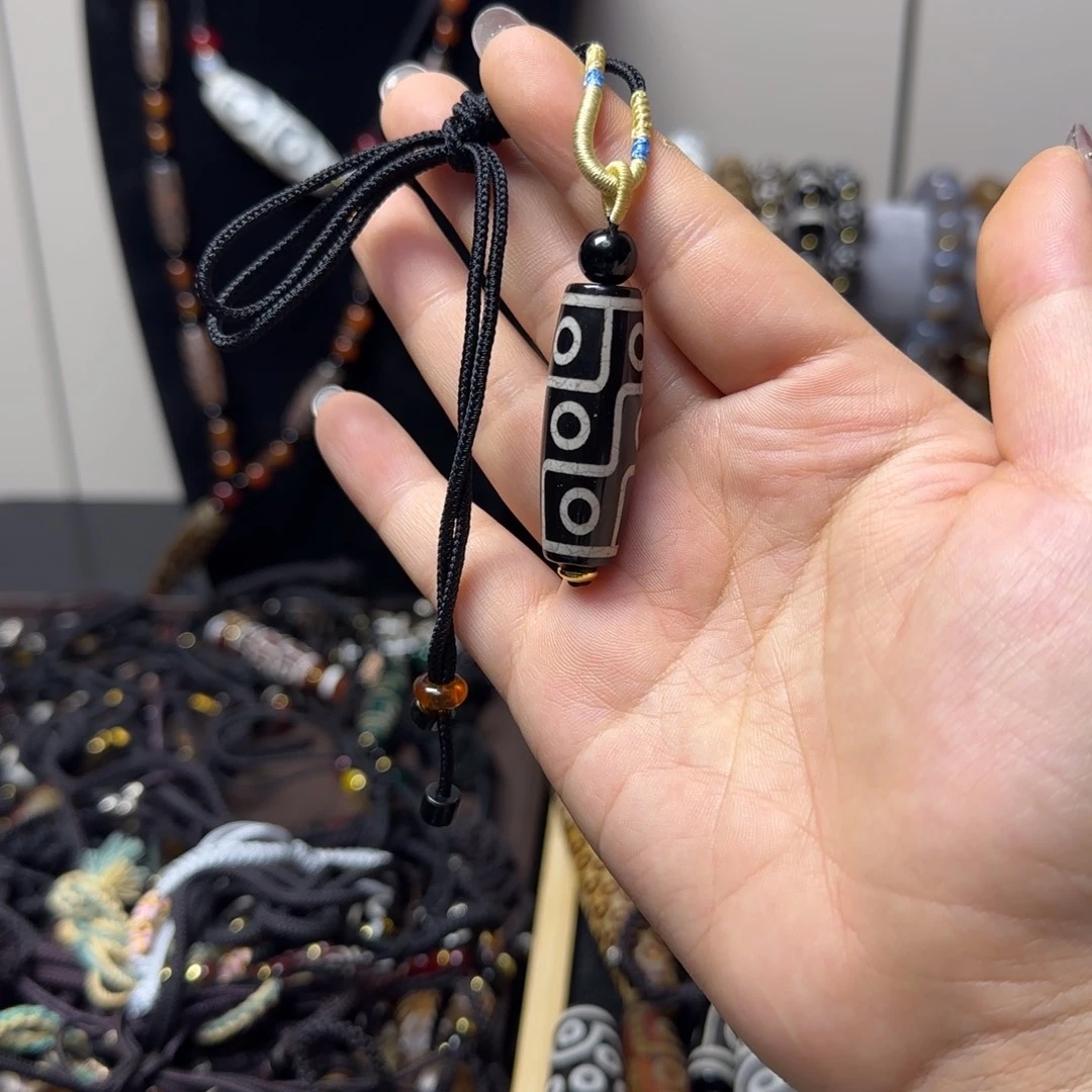 玛瑙/玉髓合金颈饰