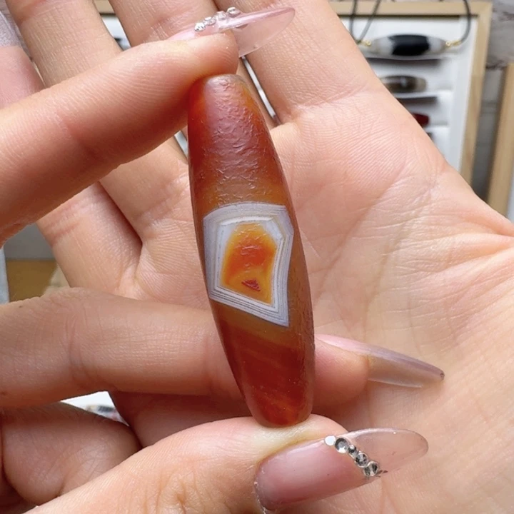 玛瑙/玉髓合金珠宝半成品?*