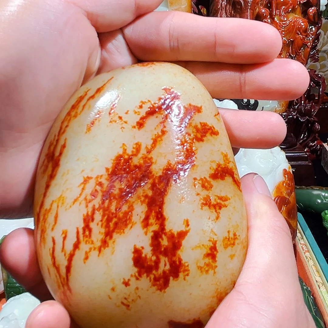颈饰未镶嵌透闪石质玉