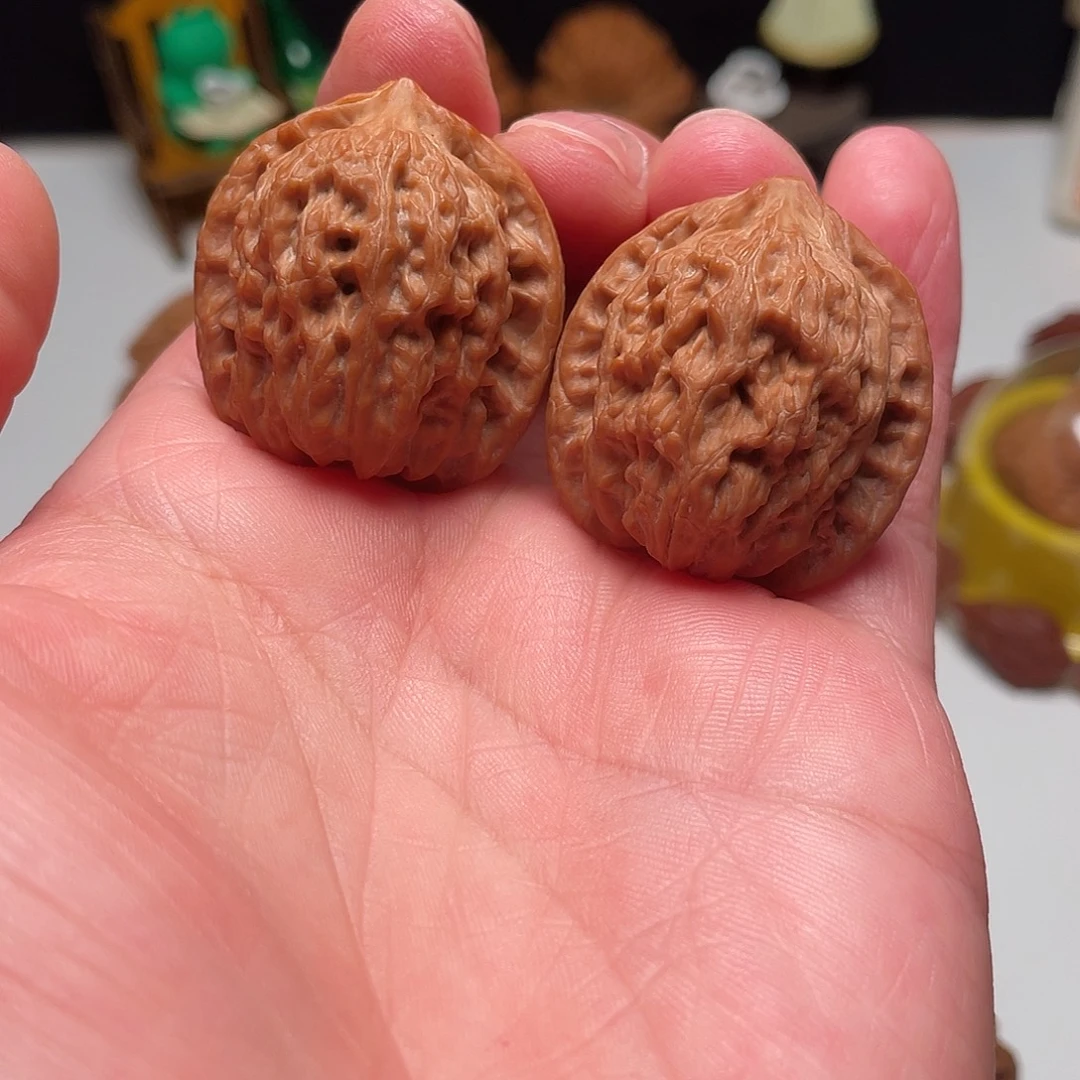 文玩核桃吊坠野生公子帽