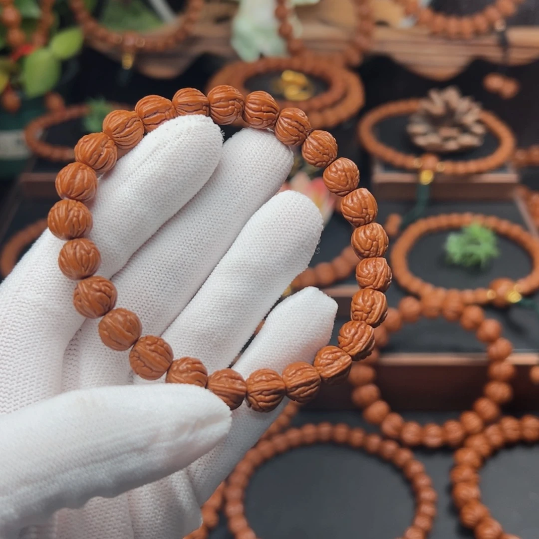 吊坠桃核M*0.9双脊龙手串