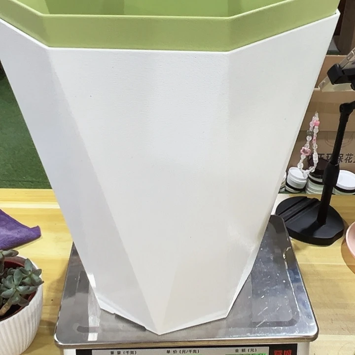 彩色钻石FC310口31高38混色带托2只