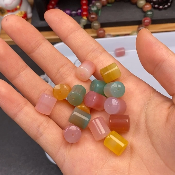 玛瑙/玉髓未镶嵌10个盐源桶珠