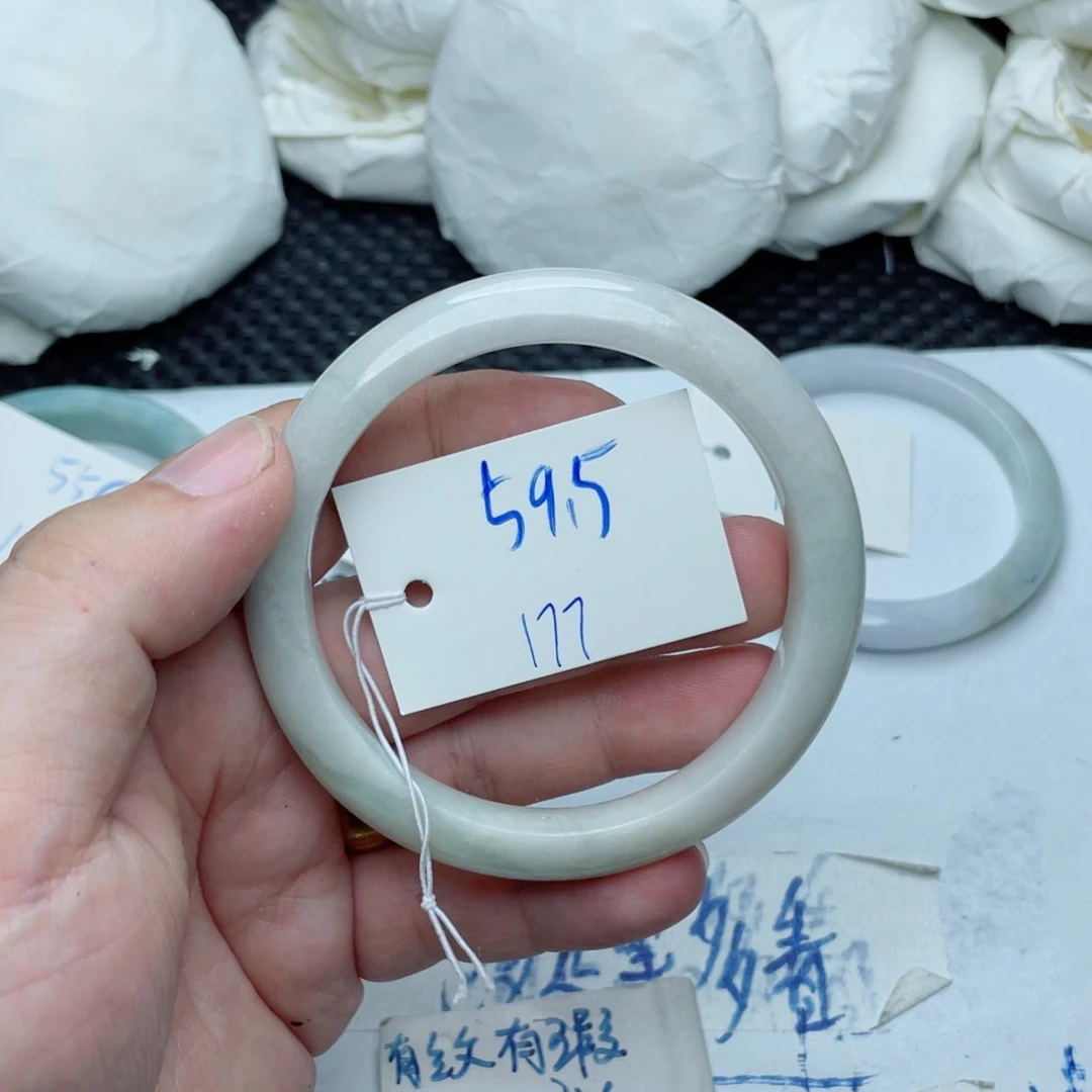 未镶嵌手镯翡翠翡翠手镯177