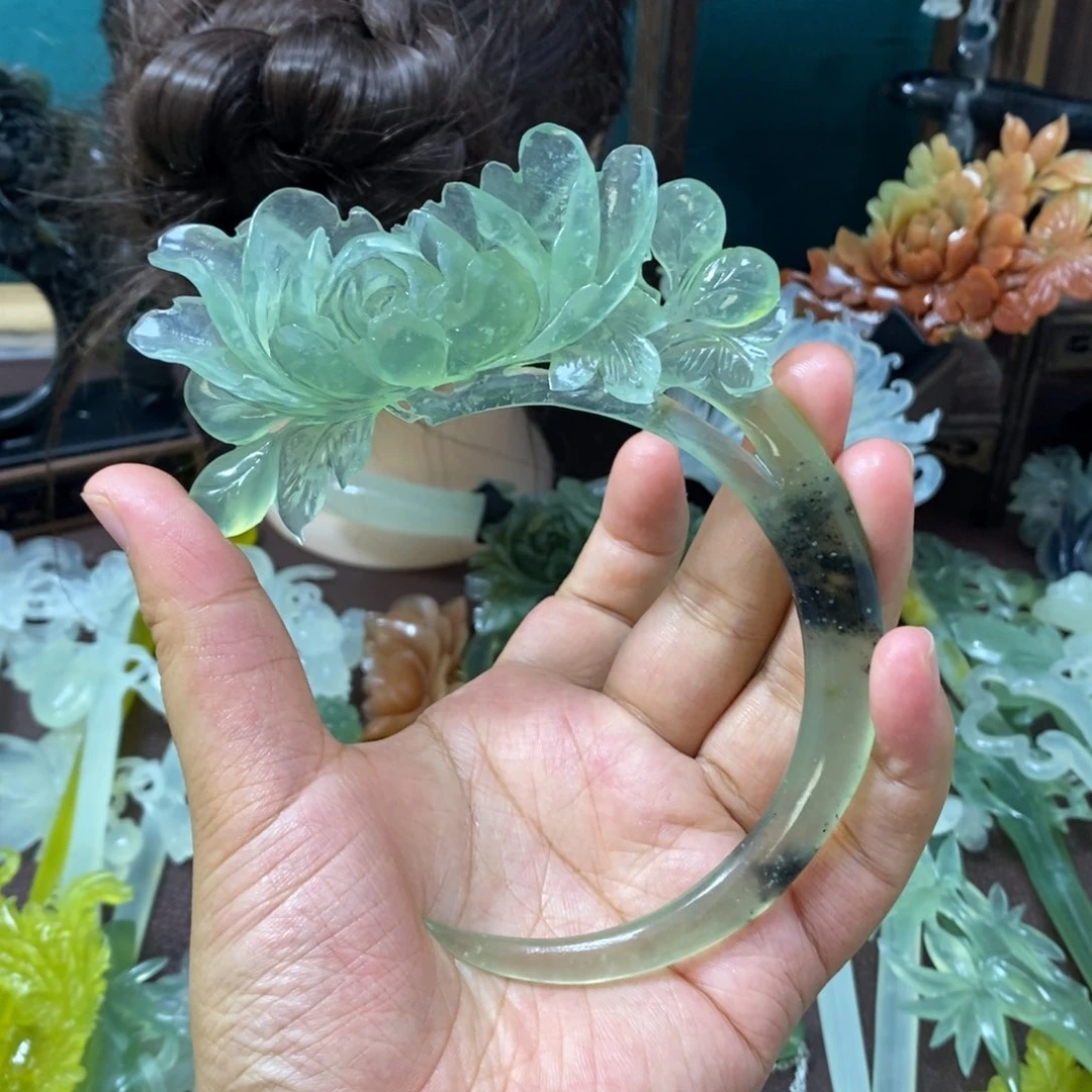 蛇纹石玉未镶嵌发饰