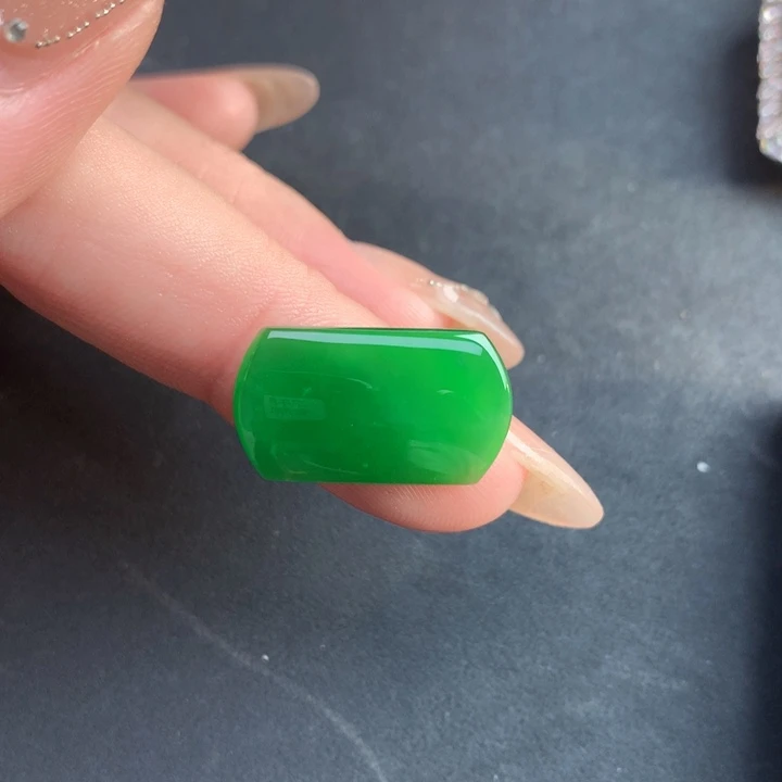 翡翠裸石20.3/11.4/3.5翡翠翡翠