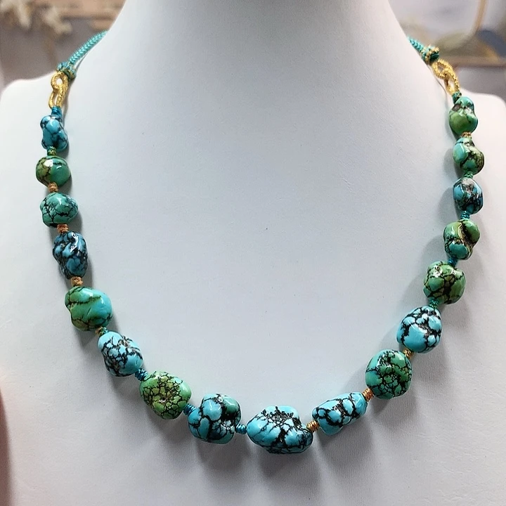 未镶嵌绿松石珠宝奇石