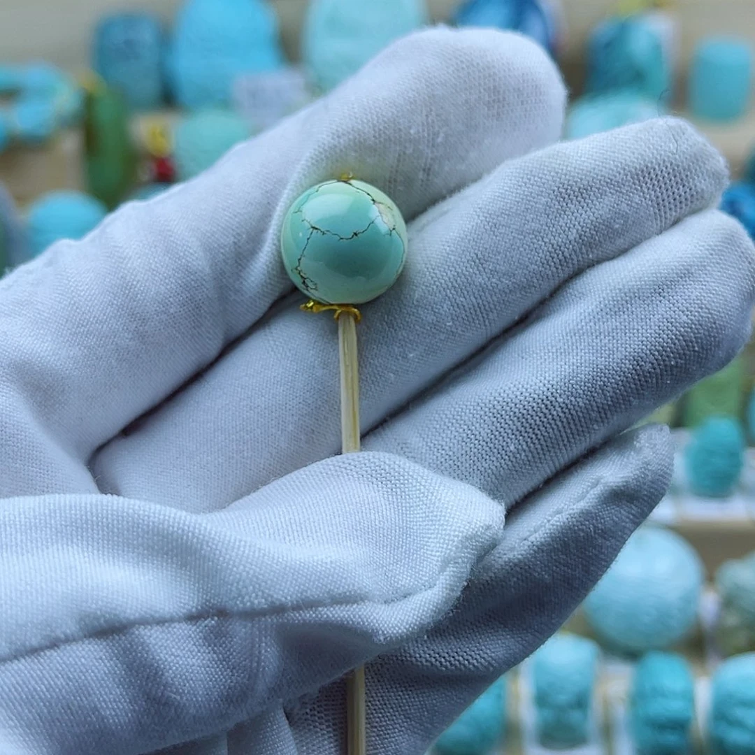 未镶嵌绿松石珠宝奇石