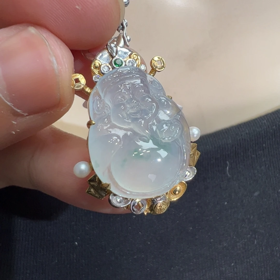 翡翠吊坠(不含链)18K金镶嵌