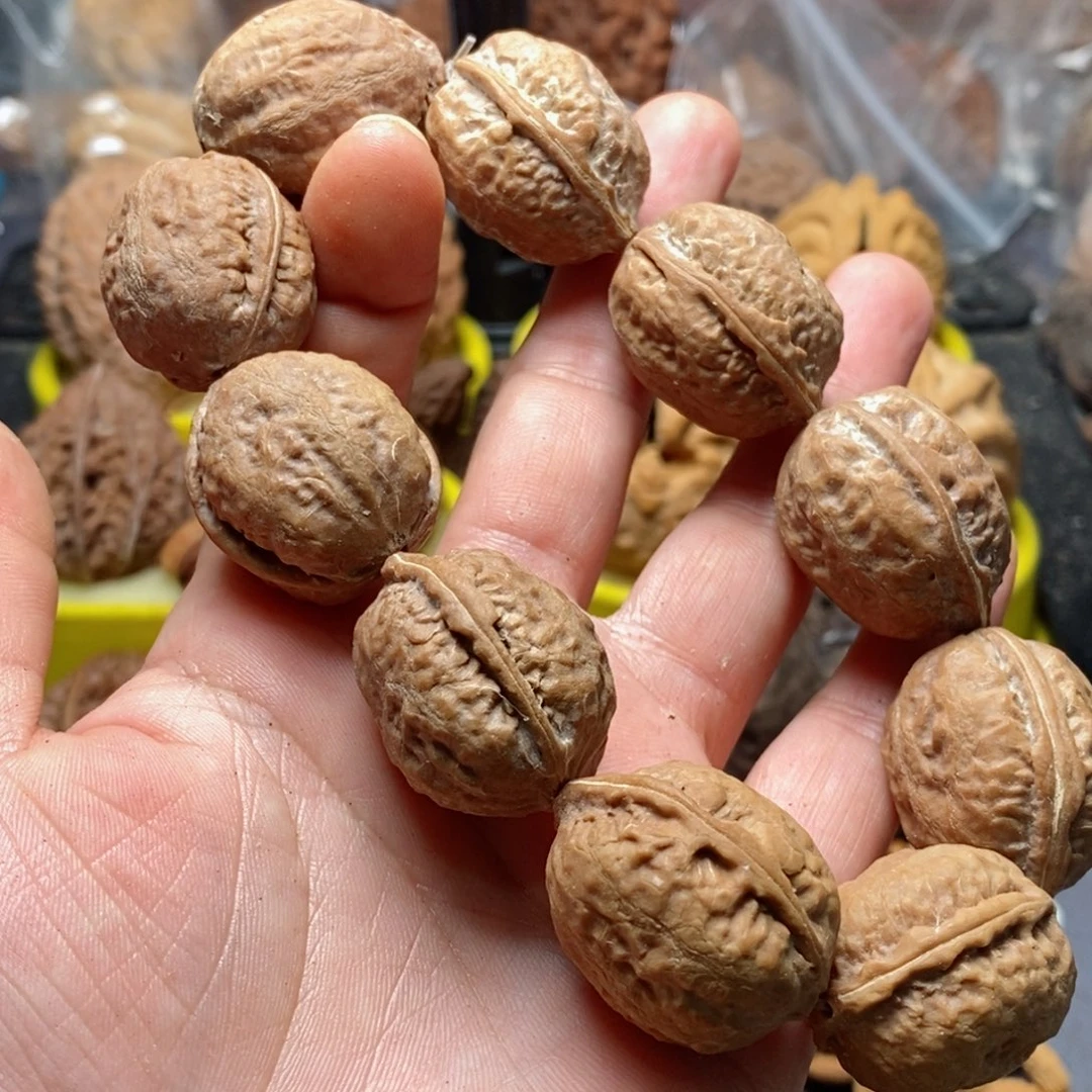 文玩核桃吊坠冬*人核桃24