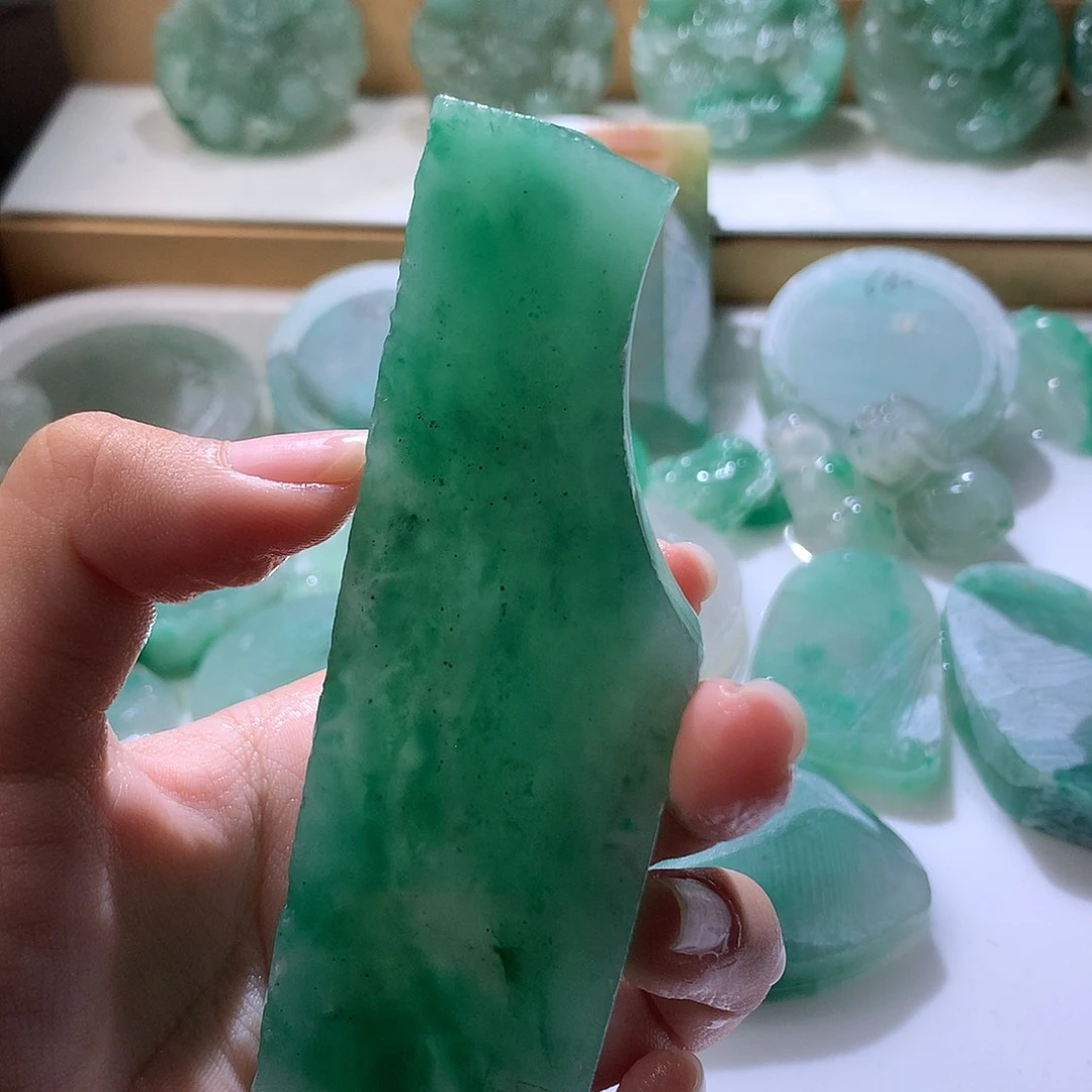 石英质玉未镶嵌珠宝半成品