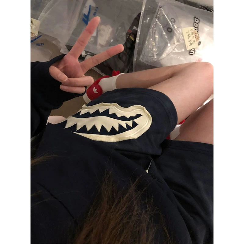 藏青色贴布鲨鱼嘴短裤男夏季美式潮流直筒裤子休闲宽松外穿四分裤