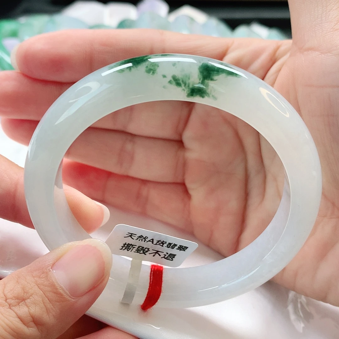 翡翠未镶嵌手镯60正