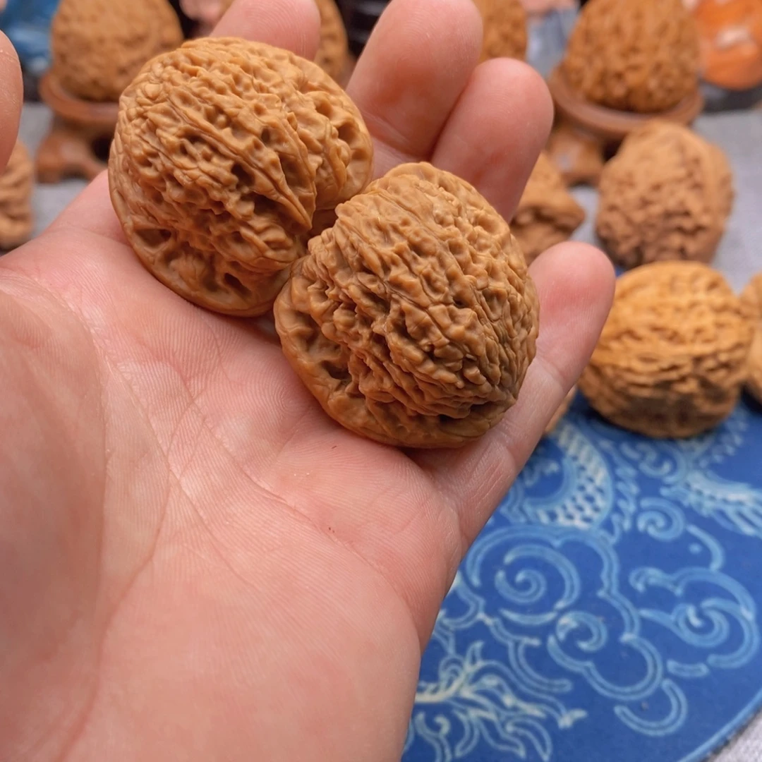 风***峰吊坠文玩核桃文玩核桃